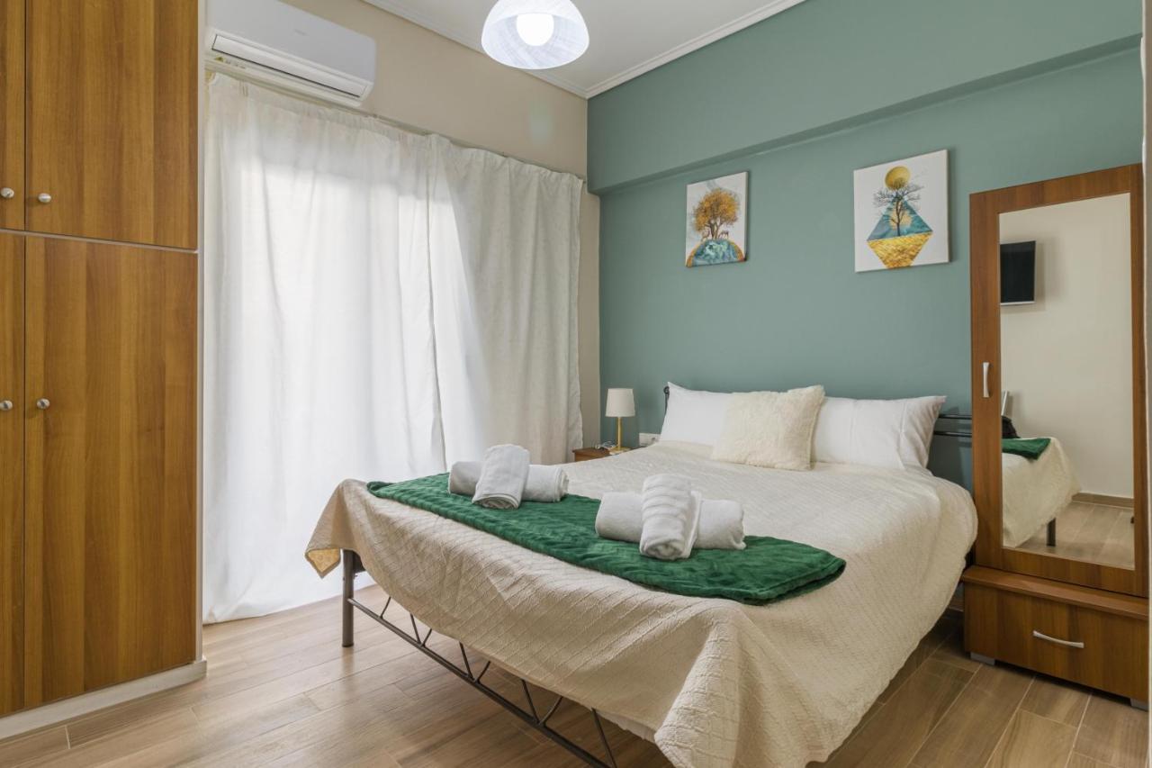 Couples Retreat, Fully Equipped Studio/ Loutraki Beach Lejlighed Eksteriør billede